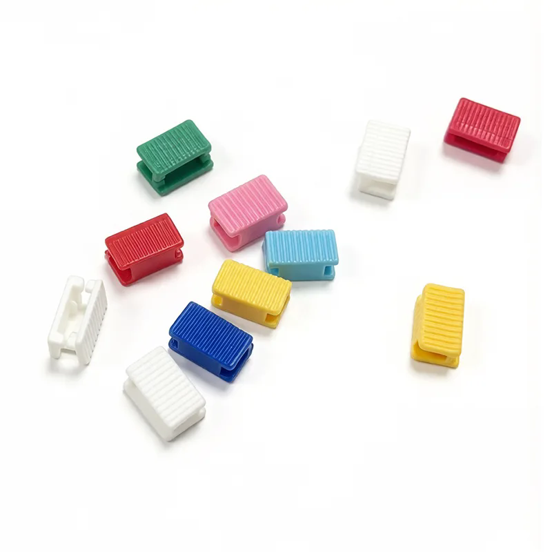 プラスチックスライダーはどのように製品の性能を向上させ、製造コストを削減しますか?